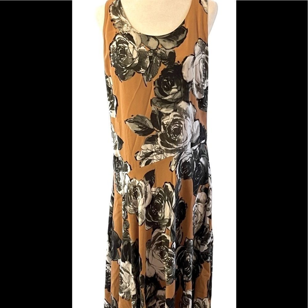 Lafayette 148 New York Floral Dress 🥰